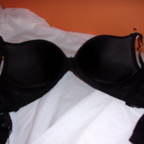 Youmita Black Lace Soft Cup Demi 38C Bra NWT - Picture 8 of 8
